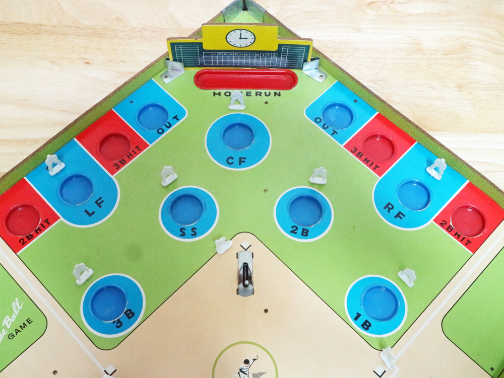 ベースボールゲーム 円形の捕球ポケット