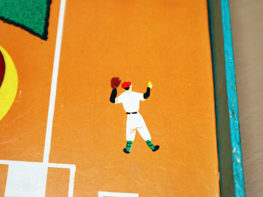 野球盤 Sanei-Mokko製 盤面に印刷されたヘタな選手イラスト1