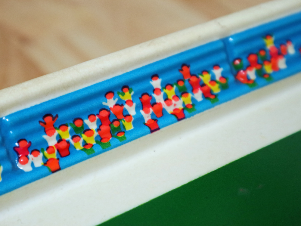 マグネット付 立体野球盤 おざなりな観客スタンドのイラスト